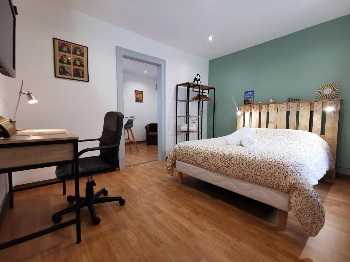 Cosy Room - Centre Ville - 2 Pers แซร์กูมีนส์ ภายนอก รูปภาพ