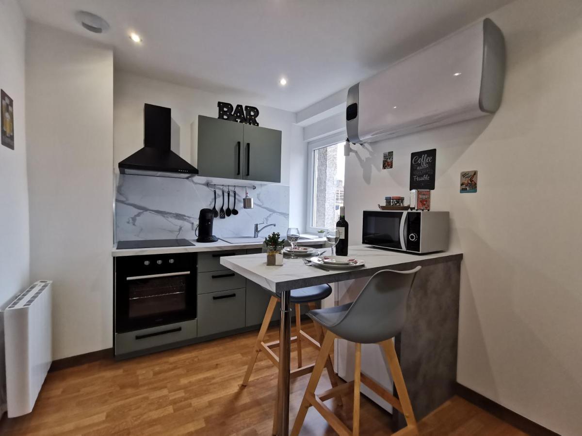 Cosy Room - Centre Ville - 2 Pers แซร์กูมีนส์ ภายนอก รูปภาพ